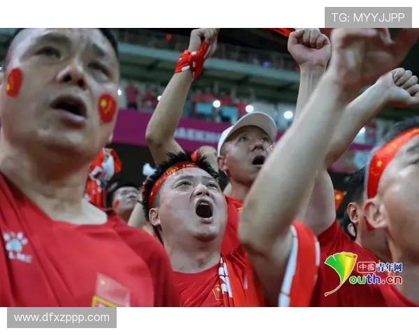 国足主场惊险逆转劲敌全场鏖战九十分钟展现坚韧拼搏精神