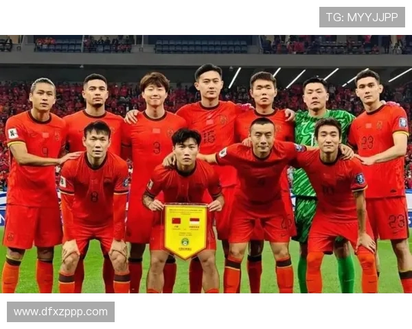 中国男足备战亚洲杯,李铁宣布全新阵容及战术调整 中国男足备战亚洲杯,李铁宣布全新阵容及战术调整