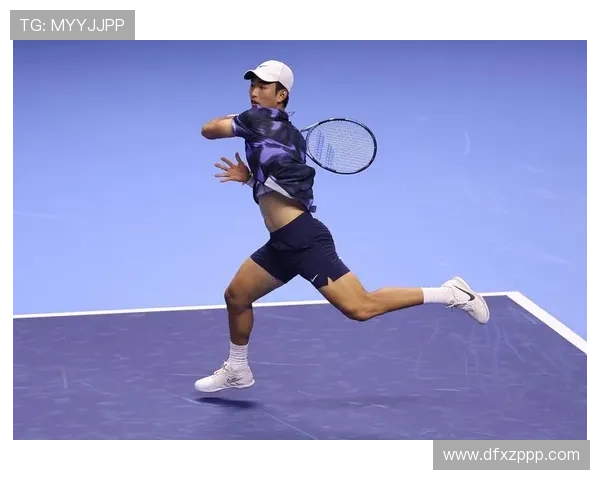 网球赛季回顾与展望：新星崛起与传奇球员的最后征程