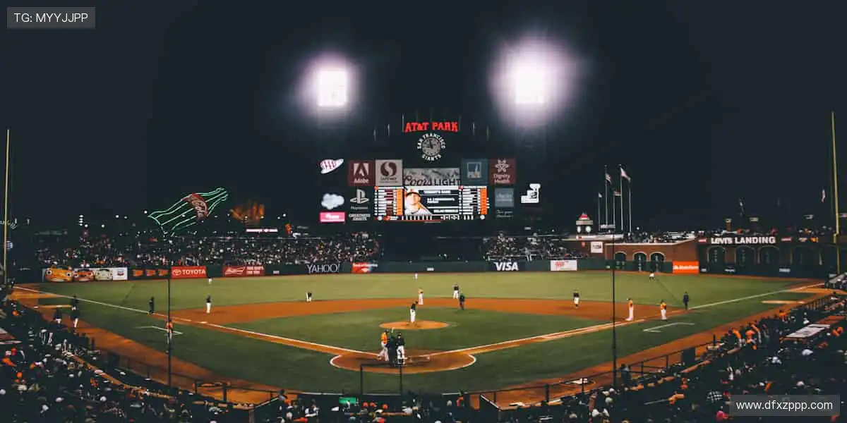 📱 一键开播，全球同频！弹幕互动不停，做最活跃的云观众💬